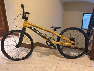 Bicicleta BMX Inspyre Junior