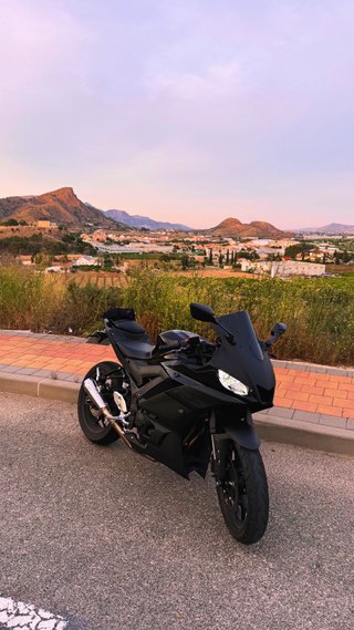 Yamaha YZF-R3 Negra