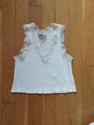 Top Blanco con Encaje FB Sister