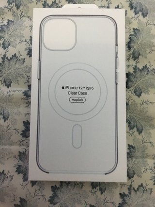 Custodia Apple Clear Case con MagSafe per iPhone 12 Pro