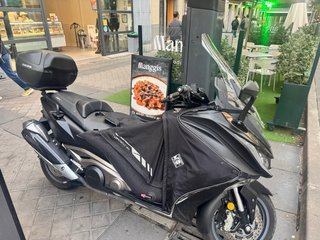 Kymco AK550