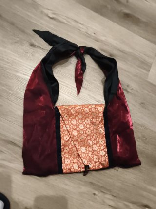 Bolso de tela con estampado floral