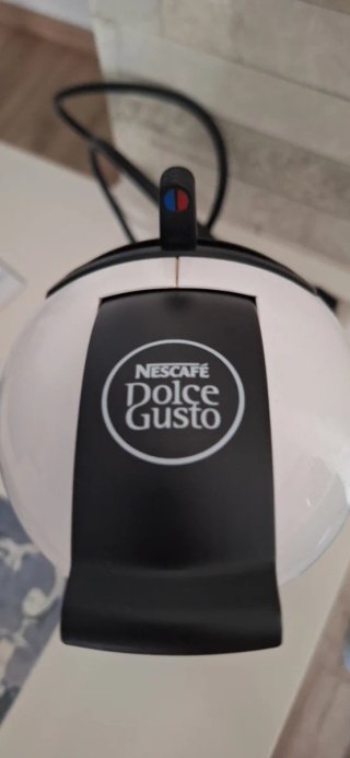 Cafetera Nescafé Dolce Gusto