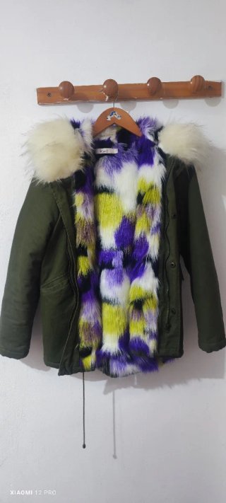 Chaqueta con Forro de Pelo Sintético