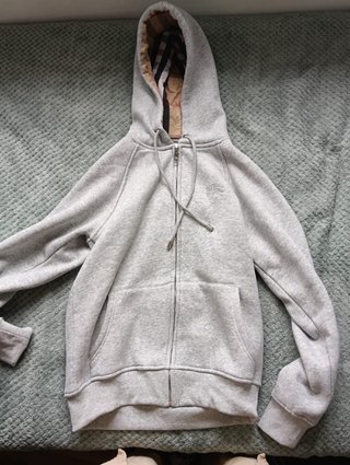 Sudadera Burberry Gris con Capucha