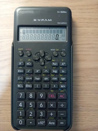 Calculadora Casio fx-82MS