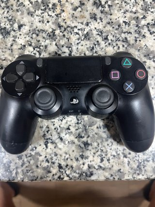 Mando DualShock ps4 NO ENCIENDE de hay su precio.