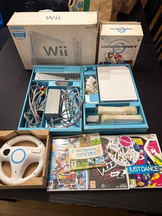 Pack Consola Nintendo Wii con Juegos y Volante