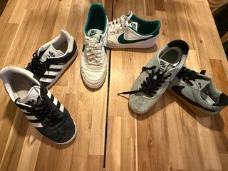 Lote 3 pares zapatillas Nike y Adidas