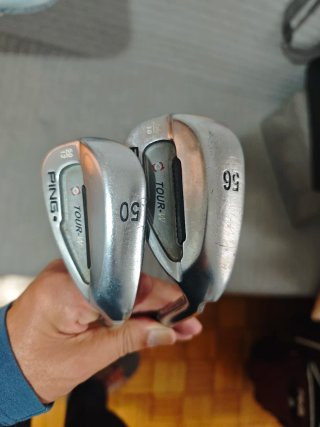 Wedges PING Tour-W (50º y 56º)