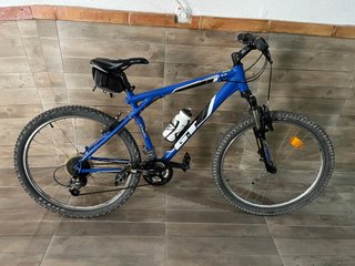 Bicicleta de Montaña GT Avalanche 2.0
