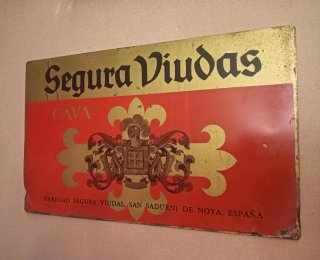 Cartel Metálico Segura Viudas