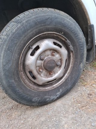 Llanta Ford Transit 16 pulgadas