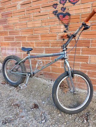 Bicicleta Monty X-Hydra
