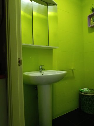 Lavabo con Grifo y Mueble Romi