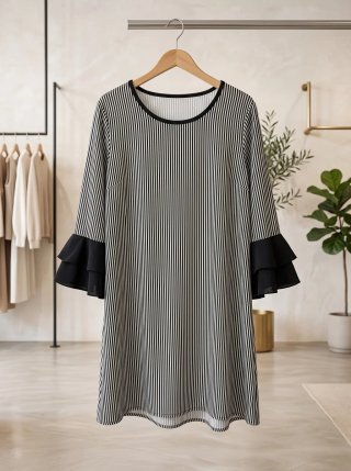 Vestido de rayas con volantes en mangas