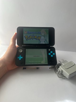 New Nintendo 2DS XL Negra y Azul