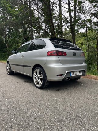 SEAT Ibiza 2004