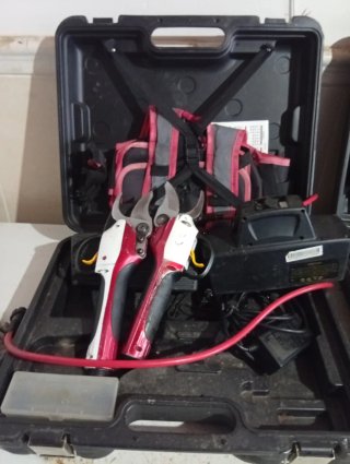 Tijeras de Electricista Omega