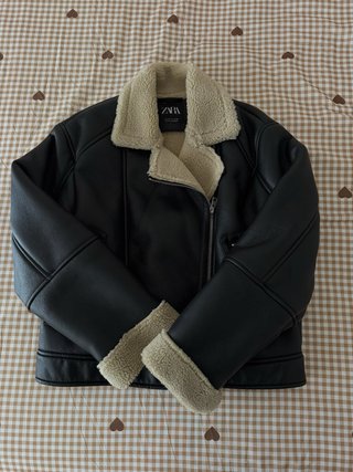 Chaqueta Zara Negra