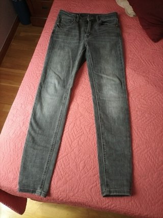 Jeans Skinny Gris Antracita Talla 36 Stradivarius