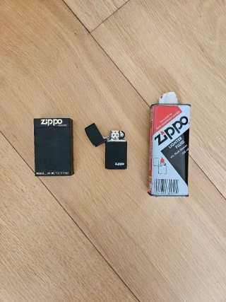 Accendino Zippo + Benzina Zippo