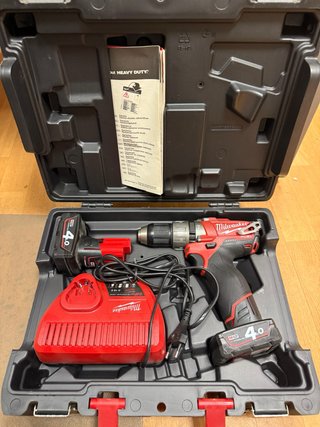 Taladro Atornillador Milwaukee M12 CPD