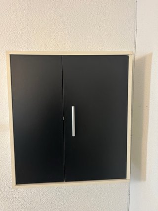 Armario de pared bicolor