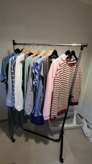 Lote de ropa variada para mujer
