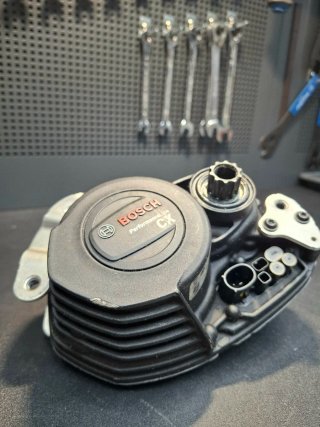 Motor Bosch Performance Line CX Gen4, 85 Nm, 250 W
