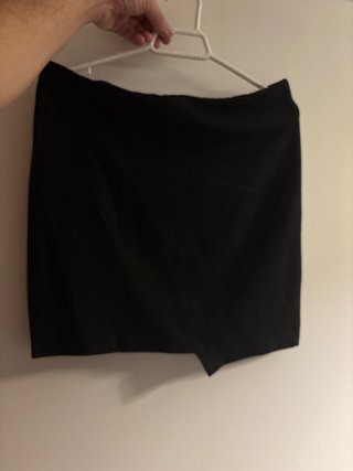 Falda Stradivarius Negra Elástica