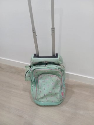 Mochila con Ruedas y 3 Compartimentos