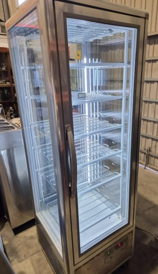 Vitrina Expositora Refrigerada Vertical