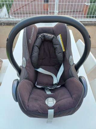 Maxi-Cosi + Cochecito Bugaboo (2 artículos + comp)