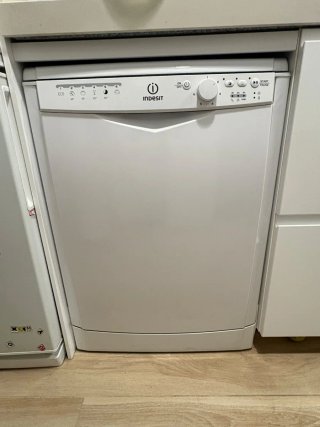Lavavajillas Indesit Blanco DFG26B10 A+