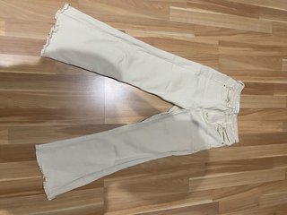 Pantalones Beige Acampanados