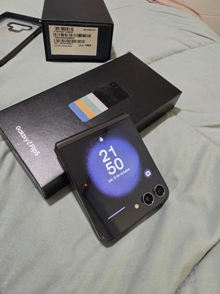 Samsung Galaxy Z Flip 5