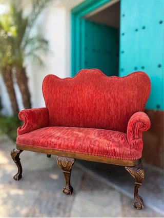 Sofá antiguo estilo barroco