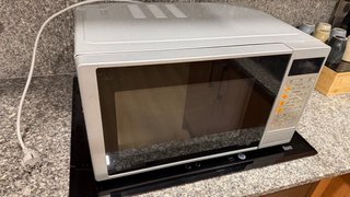 Microondas marca LG plateado