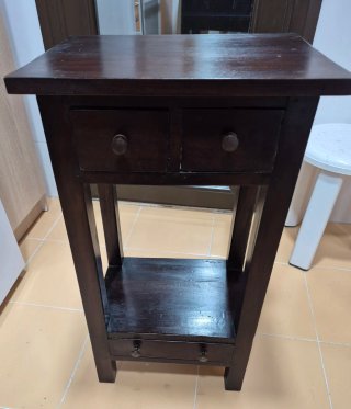 Mesa Auxiliar de Madera con Cajones