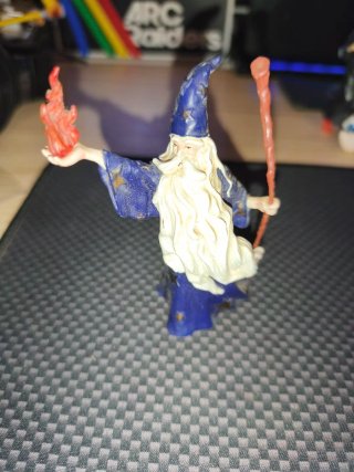 Figura antigua de Merlín