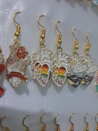 Pendientes Artesanales Corazón Orgullo