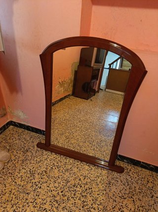 Espejo de Habitación con Marco de Madera