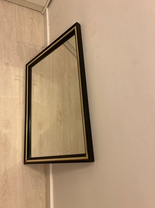 Espejo con Marco Negro y Dorado