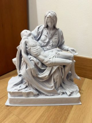 Figura estilo Piedad de Miguel Ángel 25 cm