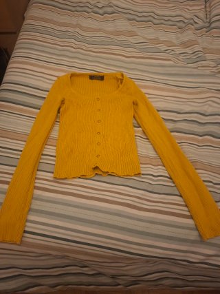 Jersey Ajustado Amarillo