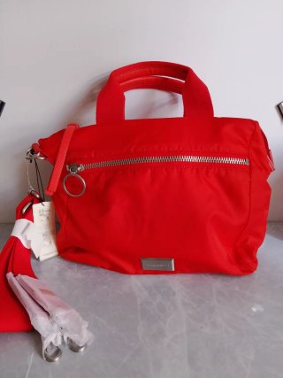 Bolso Impermeable Parfois Rojo