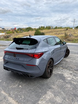 CUPRA Leon VZ 300CV / 2023 / 22000kms - GARANTIA