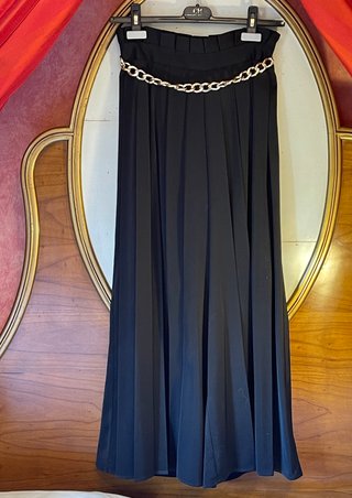 Falda nueva Marca Anmargo   Ana Margo, Calle Gravi