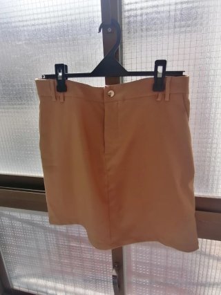 Falda camel